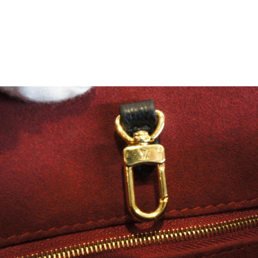 LOUIS　VUITTON ルイヴィトン/オンザゴーPMブラック　ベージュ／モノグラムアンプラントバイカラー/M45659//RFI*/Aランク/92