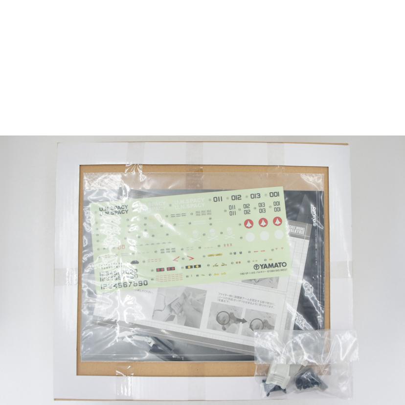 YAMATO やまと/完全変形　1／60　VF－1S　ロイ・フォッカー機　オプションパーツ付　超時空要塞マクロス　愛・おぼえていますか」　やまとマクロスシリーズ　塗装済完成品//ABランク/01