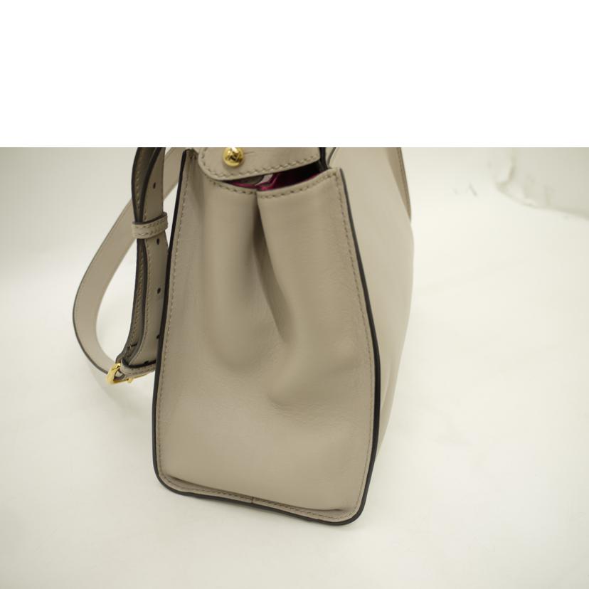 FENDI フェンディ/ピーカブーミディアム2wayハンド／グレージュ系/8BN290 3ZN//Aランク/69