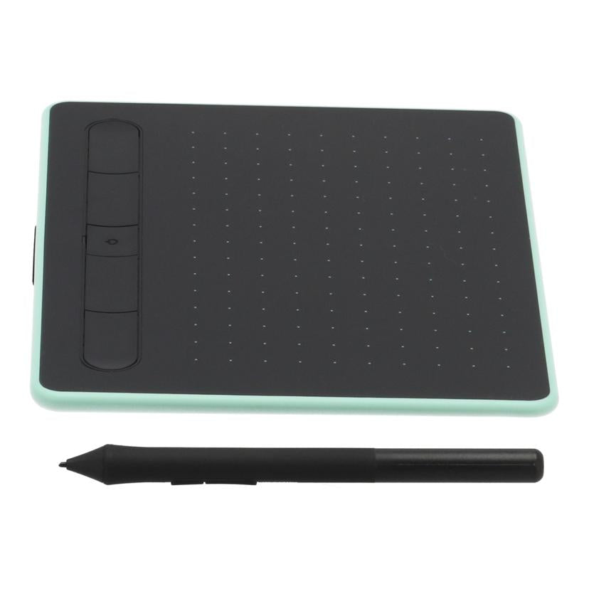 Wacom ワコム　/ペンタブレット／Intuos　Small　ワイヤレス/CTL-4100WL/E0//0GH00S1004057/Bランク/01