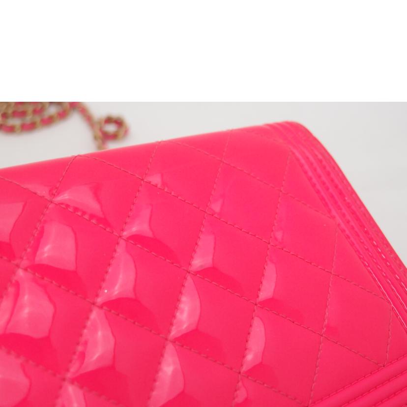 CHANEL シャネル/ボーイシャネルチェーンウォレット／パテント//221***********/ABランク/69