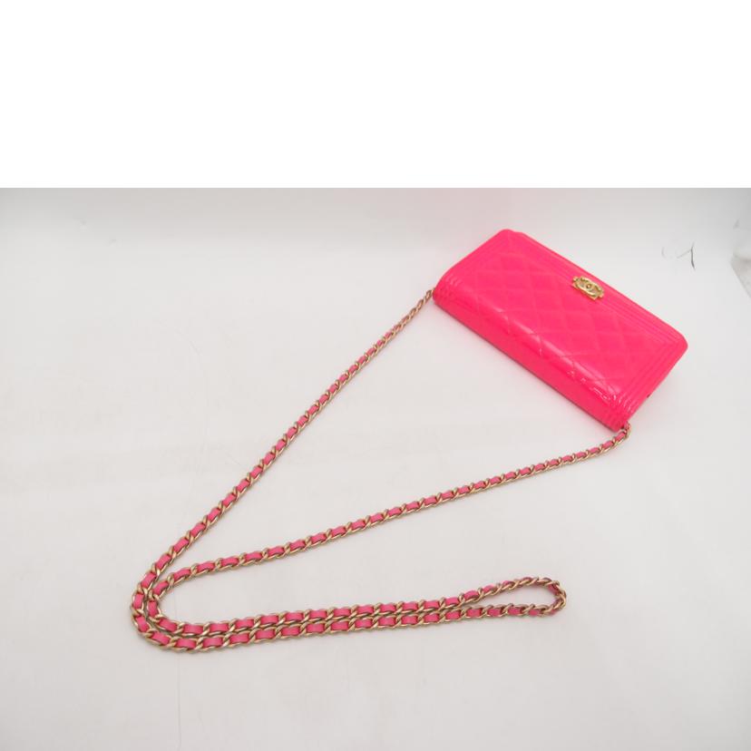 CHANEL シャネル/ボーイシャネルチェーンウォレット／パテント//221***********/ABランク/69