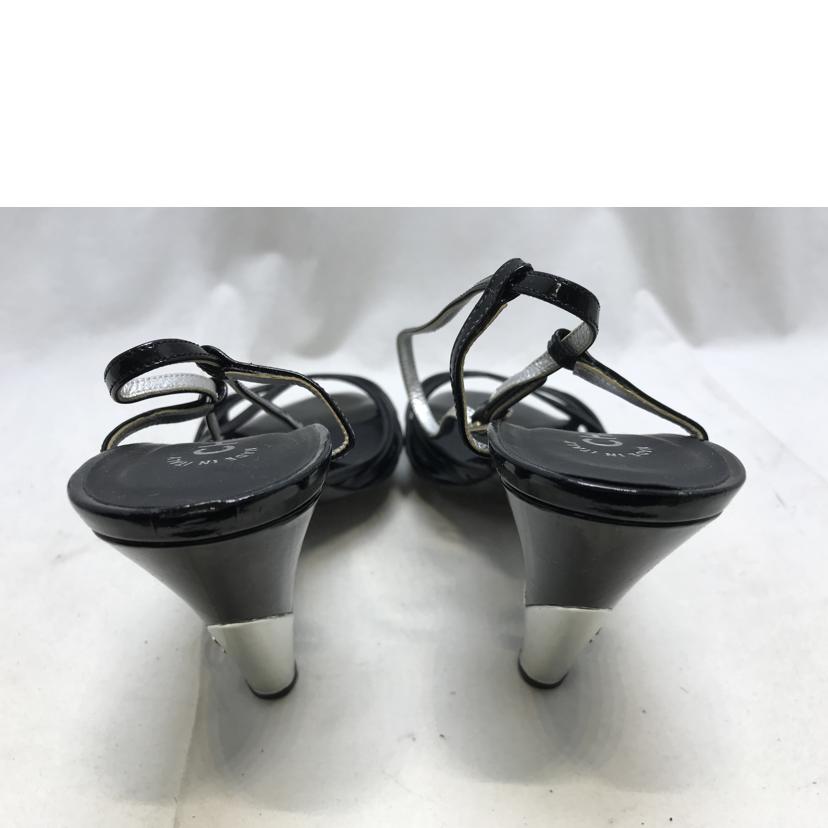 CHANEL シャネル/ブラックストラップ　エナメルサンダル//Bランク/51