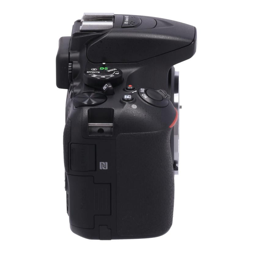 Nikon ニコン　/デジタル一眼　ボディ/D5600 ﾎﾞﾃﾞｨ//2055084/Bランク/78