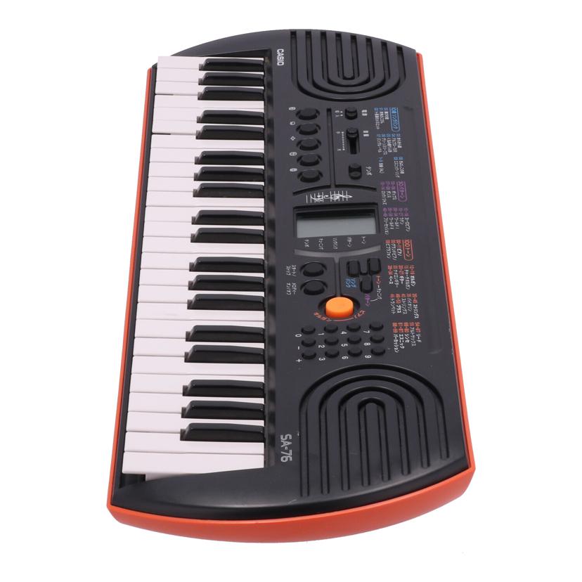 CASIO カシオ　/ポータブルキーボード／Casiotone/SA-76//818CAS16JE51170/Bランク/77