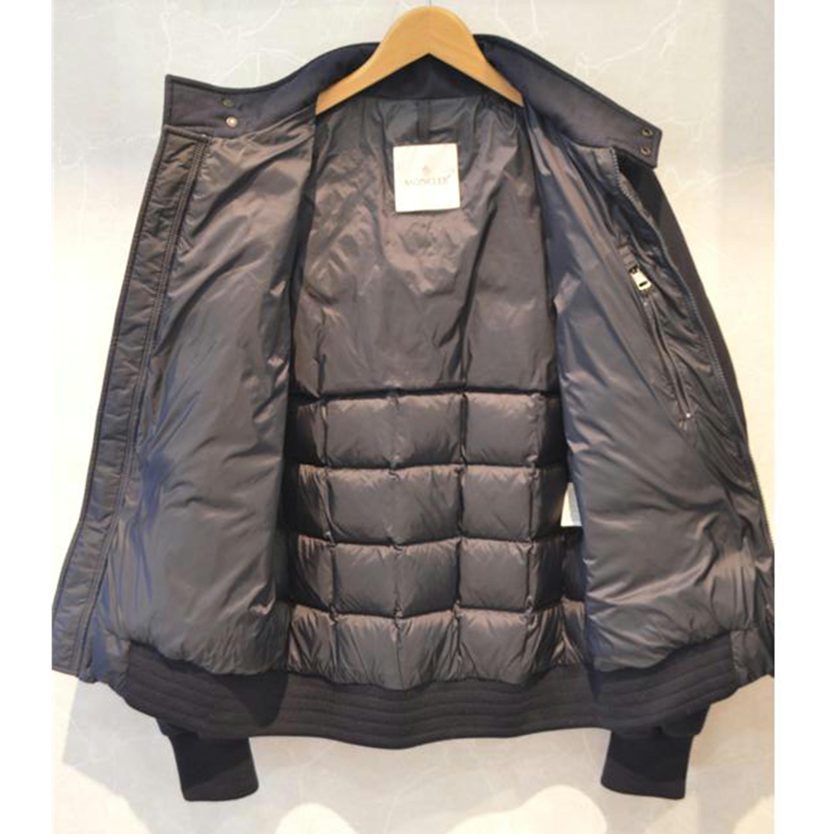 MONCLER モンクレール/ARAMIS　メンズダウンジャケット／Mサイズ（1）/D20914030885 53227//ABランク/89