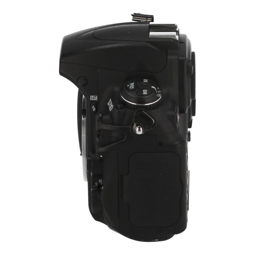 Nikon ニコン　/デジタル一眼　ボディ/D700 ﾎﾞﾃﾞｨ//2056265/Cランク/62