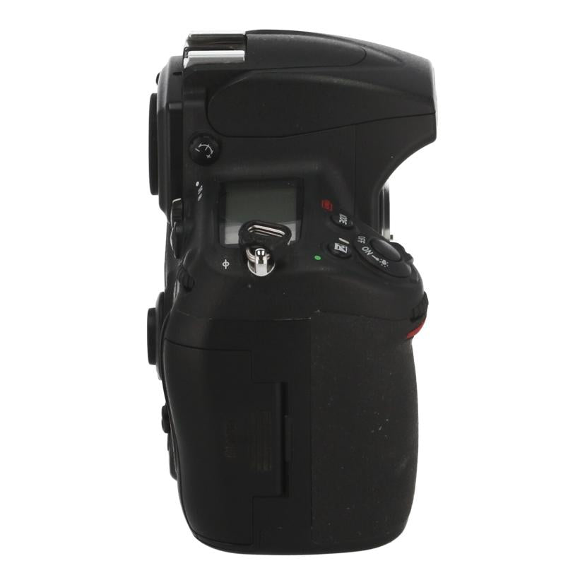 Nikon ニコン　/デジタル一眼　ボディ/D700 ﾎﾞﾃﾞｨ//2056265/Cランク/62