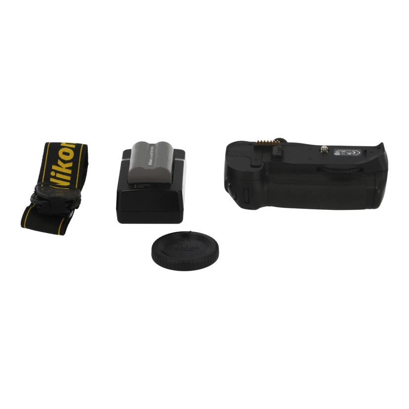Nikon ニコン　/デジタル一眼　ボディ/D700 ﾎﾞﾃﾞｨ//2056265/Cランク/62