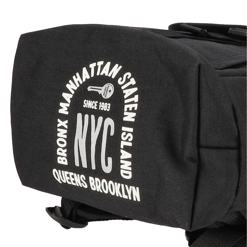 Manhattan　Portage マンハッタンポーテージ/NYC　プリントバックパック//Bランク/85