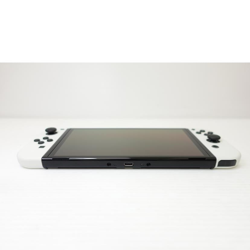 nintendo 任天堂/有機ELスイッチ本体ホワイト/HEG-S-KAAAA//XTJ50349328143/ABランク/88