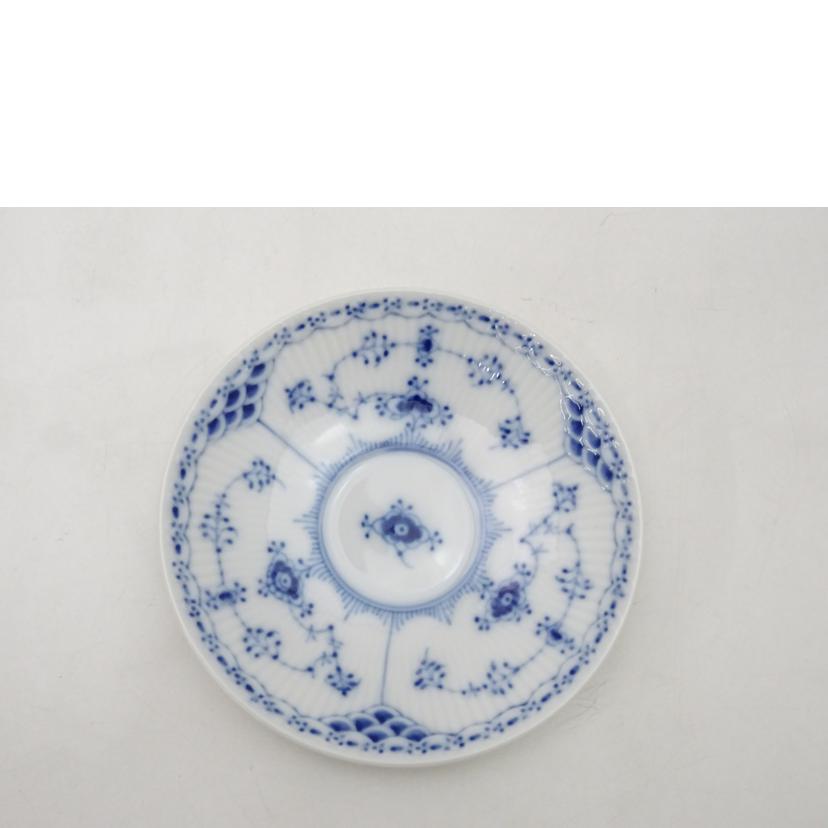 ロイヤルコペンハーゲン ロイヤルコペンハーゲン/ブルーフルーテッド　ハーフレース　カップ＆ソーサー//SAランク/69