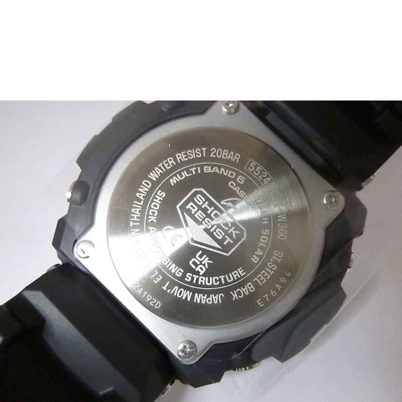 CASIO CASIO/G－SHOCK／G－STEEL／ミッドサイズ／電波ソーラー/GST-W300-1AJF//SAランク/88