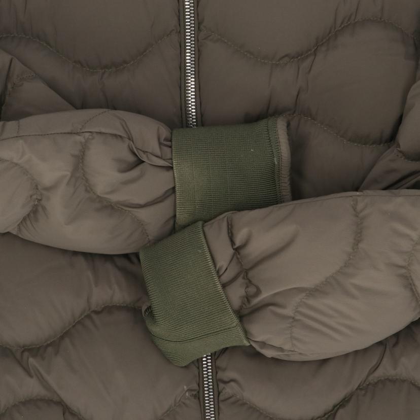 MONCLER モンクレ－ル/BORELY　GIUBBOTTO/F10911A50300 53132//C-ZIND-19-198259/Bランク/93