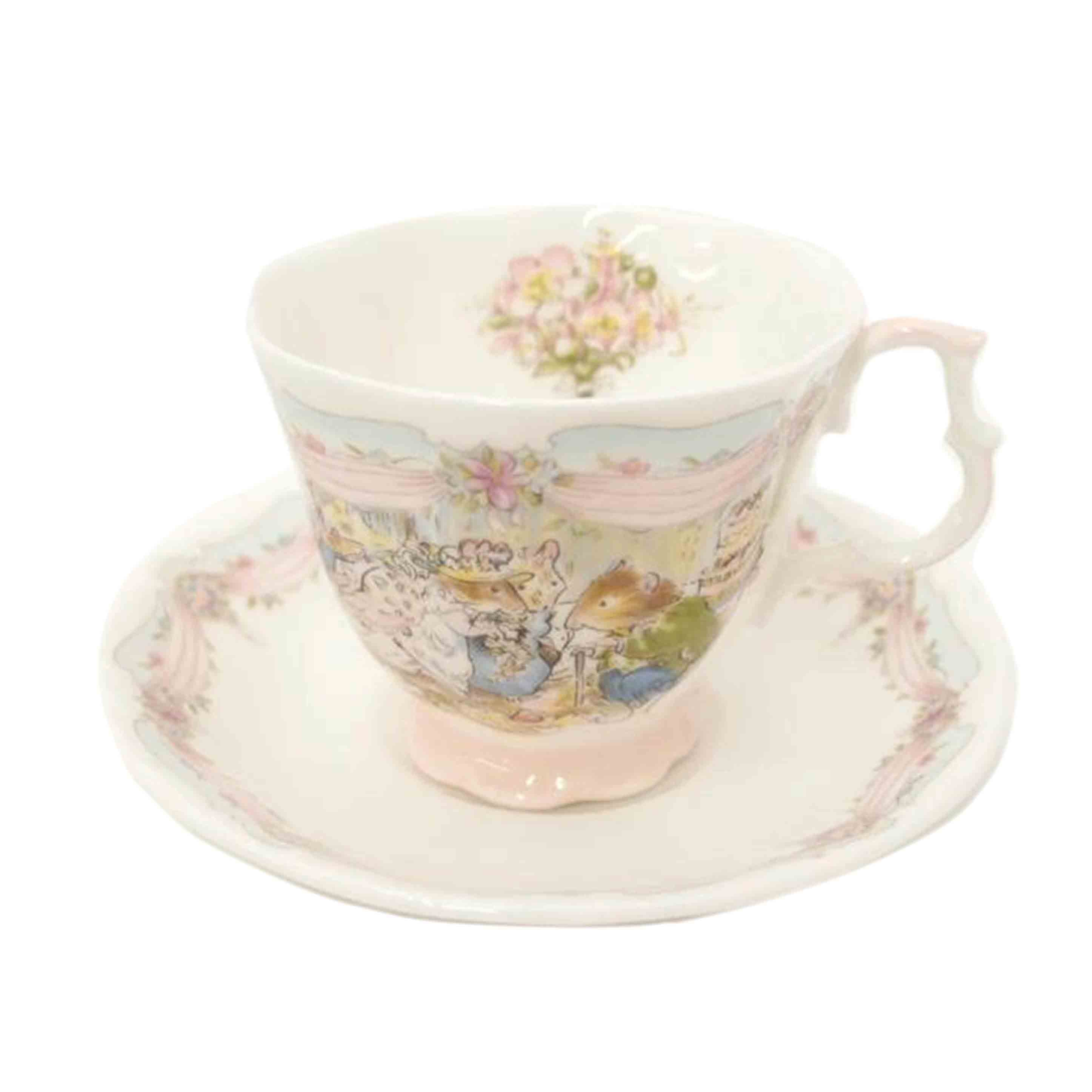 ROYAL　DOULTON ロイヤルドルトン/ブランブリーヘッジ　ウェディング　カップ＆ソーサー／食器／インテリア/BRAMBLY HEDGE THE WEDDING//SAランク/69