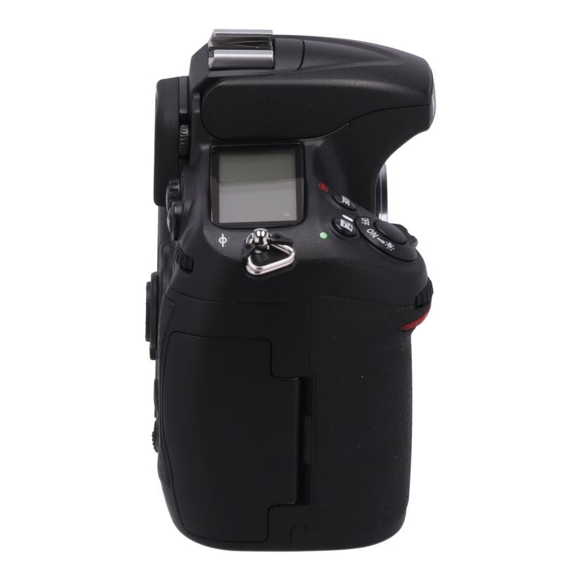 Nikon ニコン/デジタル一眼　ボディ/D300 ﾎﾞﾃﾞｨ//2032974/Bランク/62