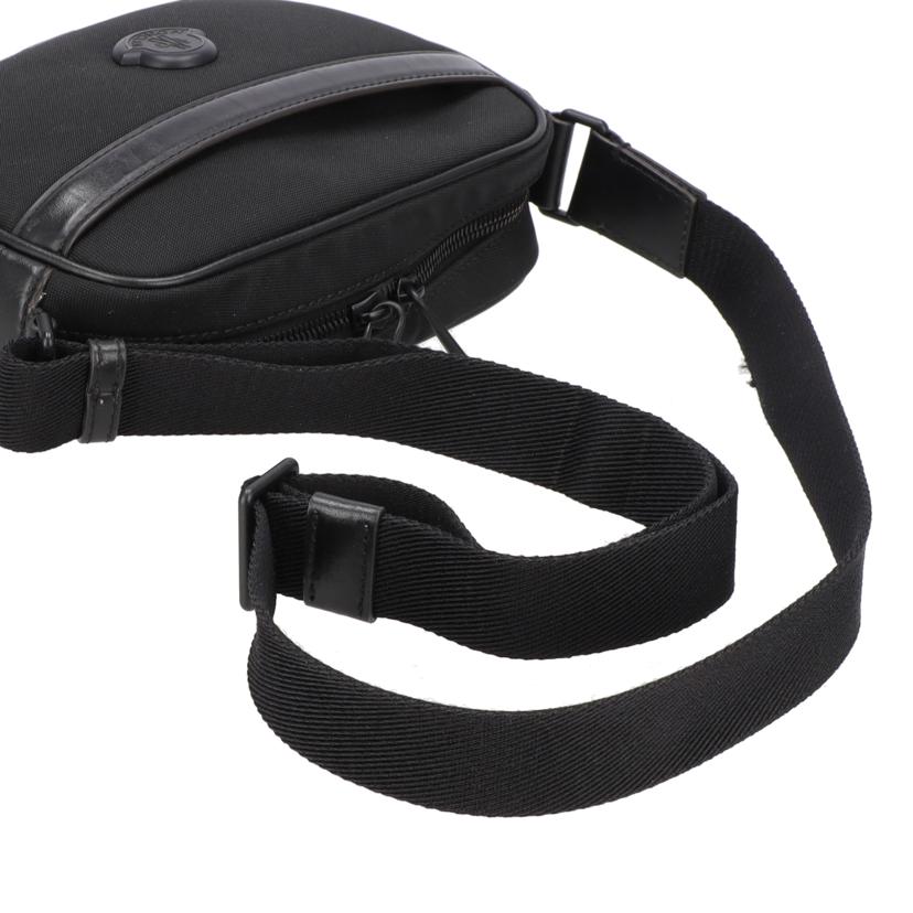 MONCLER モンクレール/クロスボディ　ショルダーバッグ／ブラック/M6256//ABランク/18