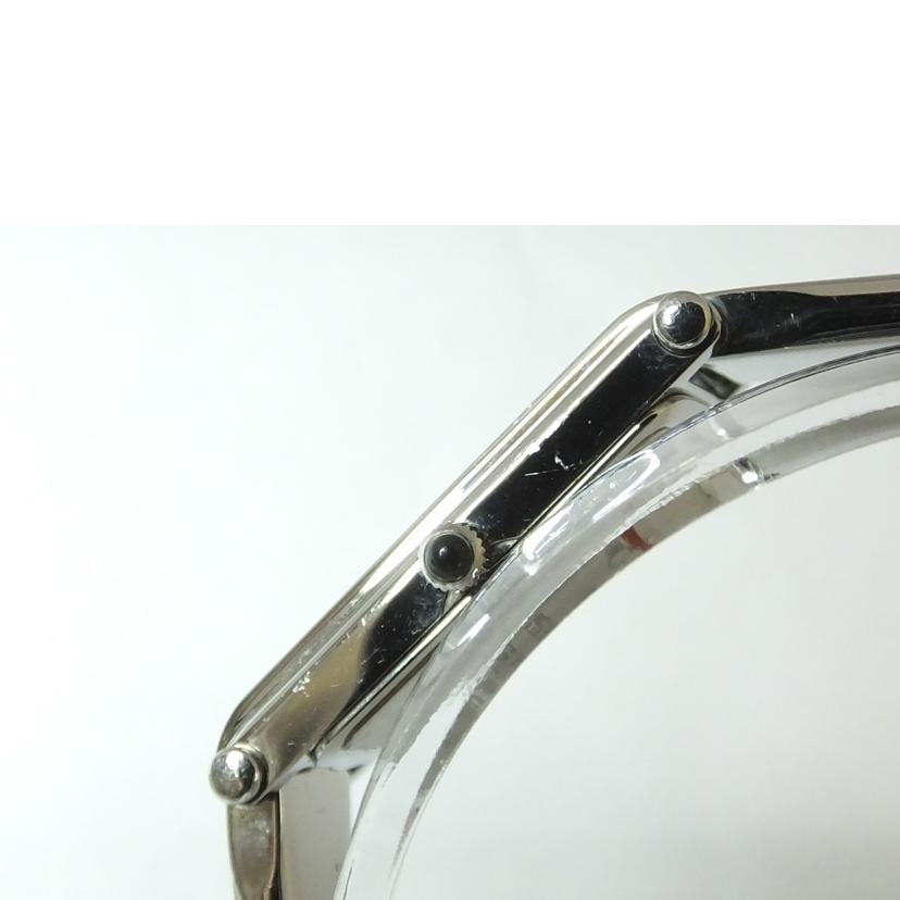 GUCCI グッチ/スクエアフェイス／1Pダイヤ／バングルウォッチ／レディースクォーツ/1500L//140*****/Bランク/88