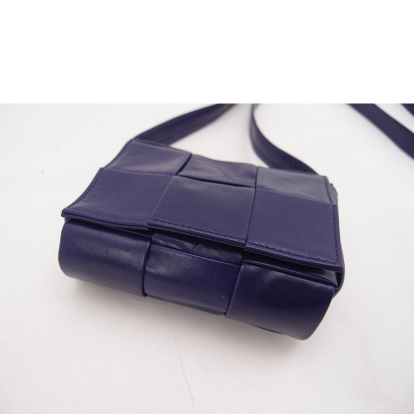 BOTTEGAVENETA ボッテガヴェネタ/マキシイントレチャートキャンディーカセットショルダー／パープル//Aランク/69