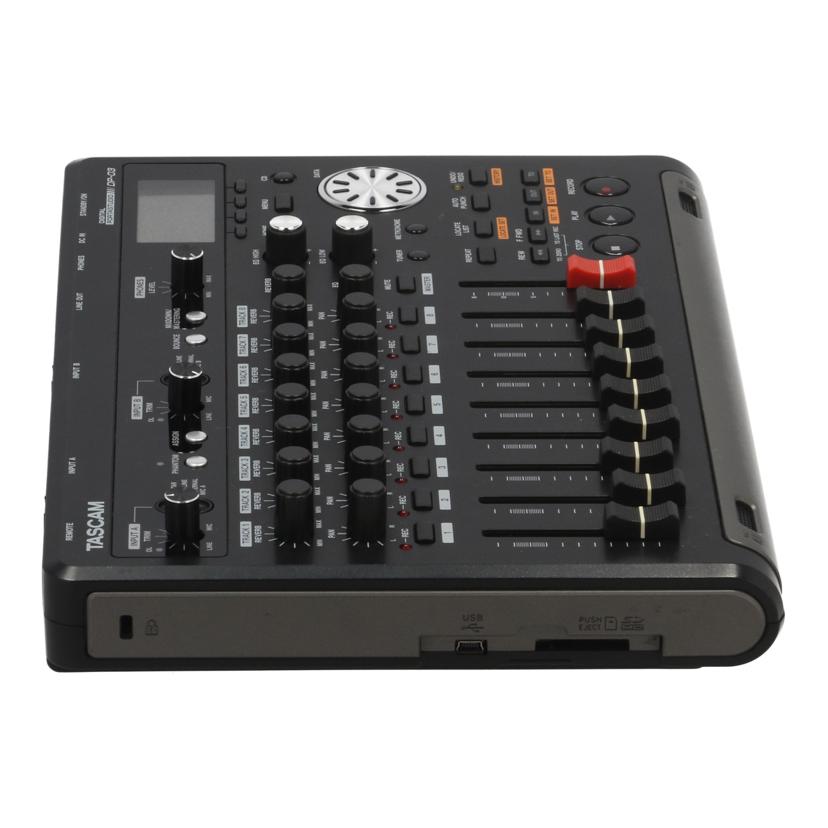 TASCAM タスカム　/マルチトラックレコーダー　/DP-03//210170046/Bランク/70