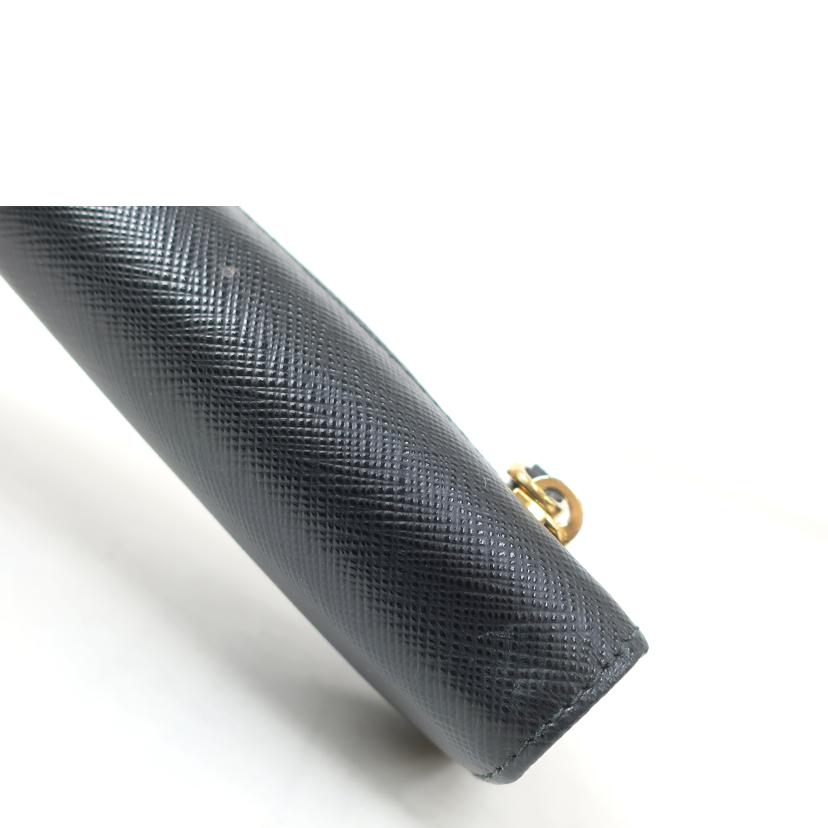 PRADA プラダ/サフィアーノ　Wホック　レザー長財布　ブラック　パスケースなし//ABランク/65