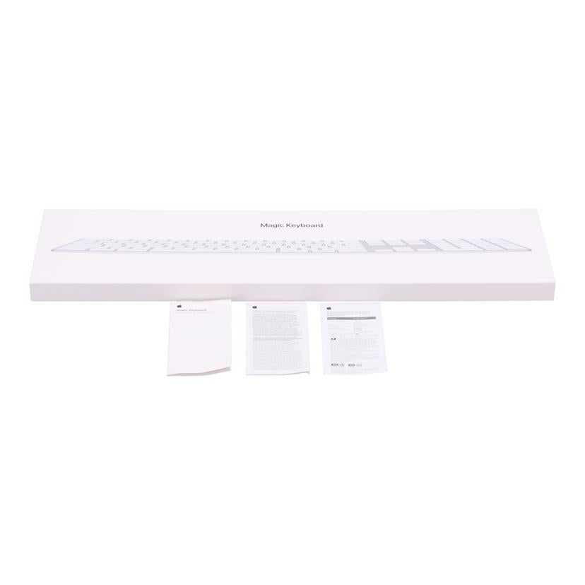 Apple　 アップル　/Magic　Keyboad　JIS/MQ052J/A//F0T023400Z3JKPTAG/Bランク/62
