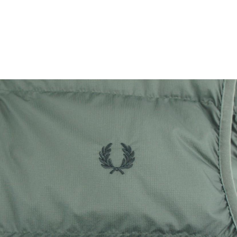 FRED　PERRY フレッドペリー/ダウンベスト/J8522//ABランク/64
