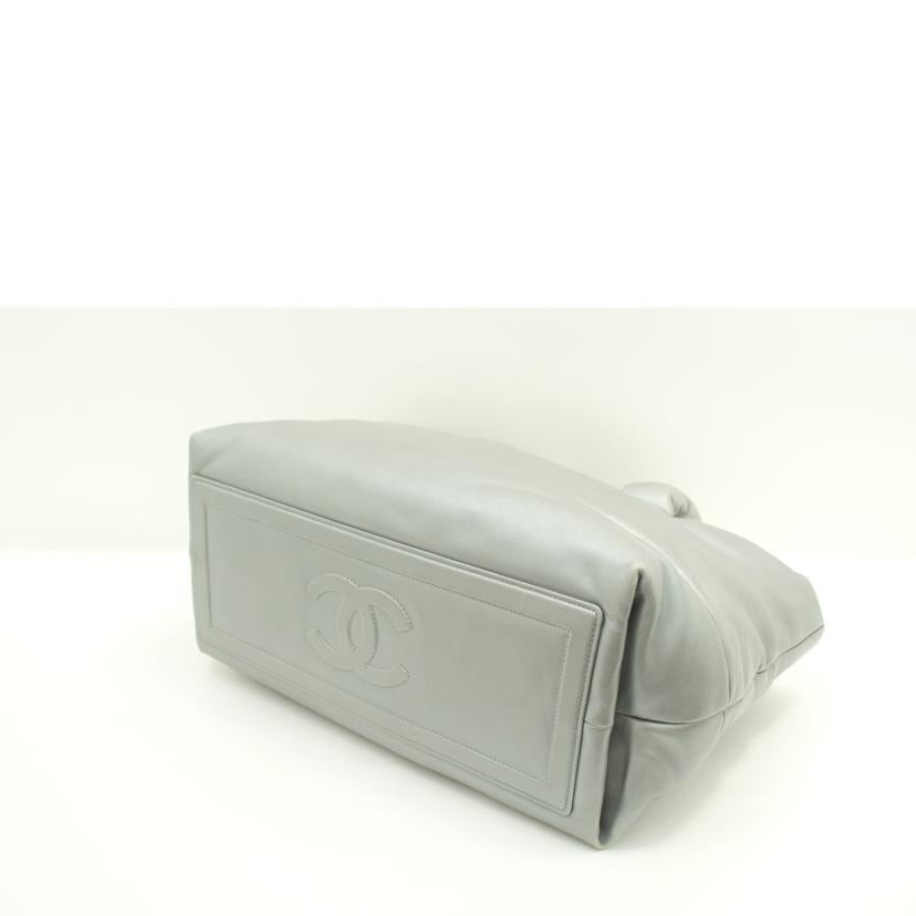 CHANEL/コココクーントート／メタリックシルバー//140*****/ABランク/75