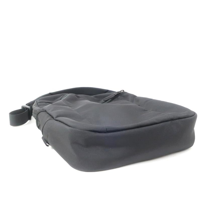 ARC‘TERYX アークテリクス/ショルダーバッグ　ブラック/11T-00127209//Aランク/65