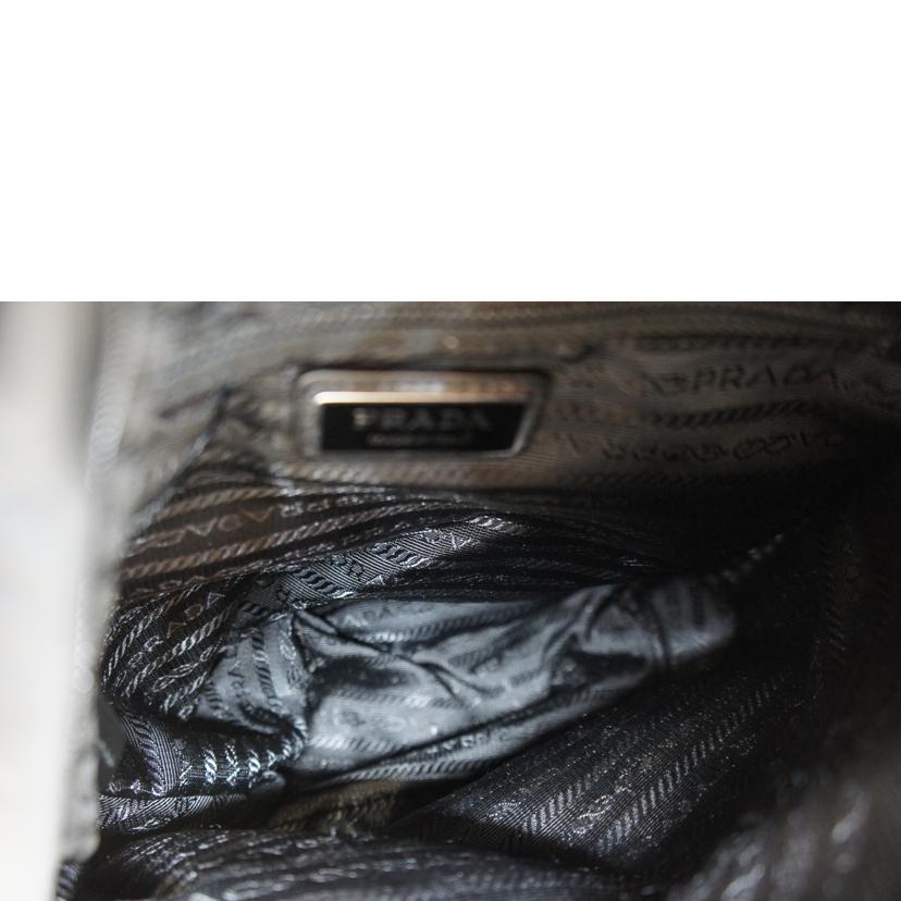 PRADA プラダ/Re－Nylon　リナイロントライアングルショルダーバッグブラック/2VZ092//SAランク/92