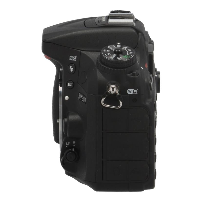 Nikon ニコン　/デジタル一眼　レンズセット/D7200 18-140mmVR ﾚﾝｽﾞｷｯﾄ//2034750/Bランク/62