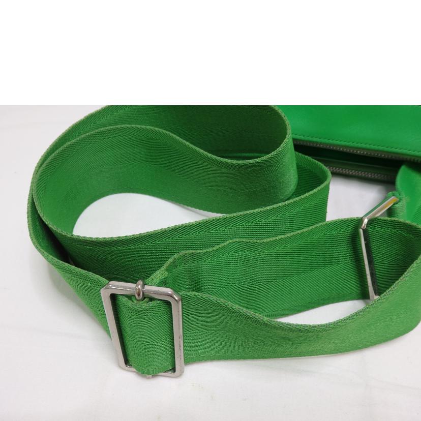 BOTTEGAVNETA ボッテガヴェネタ/イントレチャート／レザーワンショルダーバッグ／グリーン/9261181359276//ABランク/84