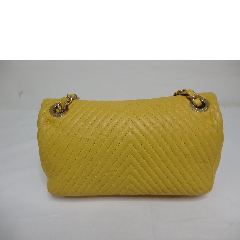 CHANEL シャネル/Vスティッチ／チェーンショルダー／イエロー/A92087 //218*****/Bランク/84