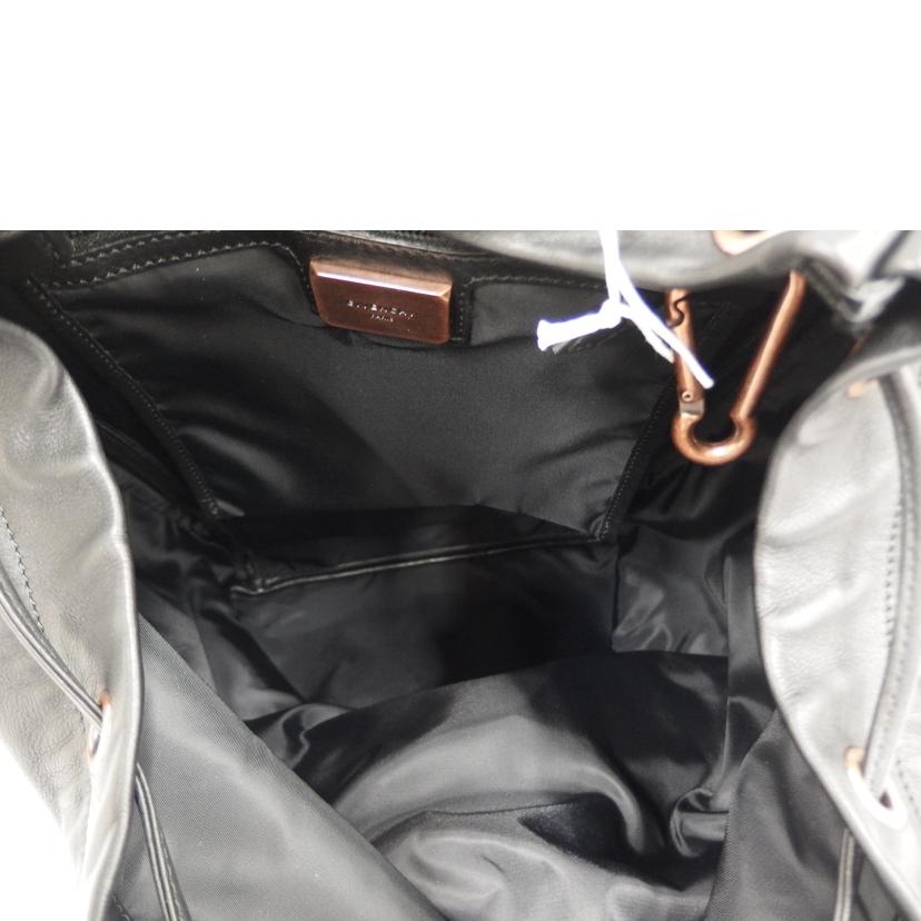 GIVENCHY ジバンシー/レザースタッズバックパック／黒//BJ0*******/Aランク/82