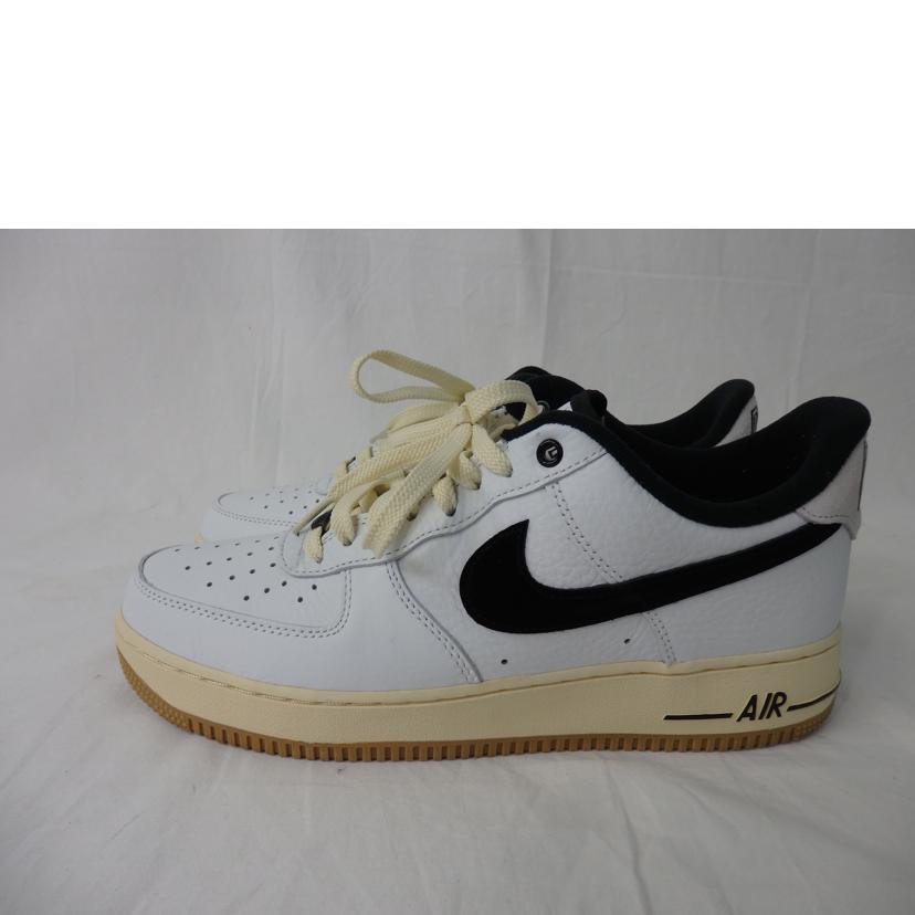 NIKE ナイキ/WMNS　AIR　FORCE1’07LX/DR0148-101//ABランク/84