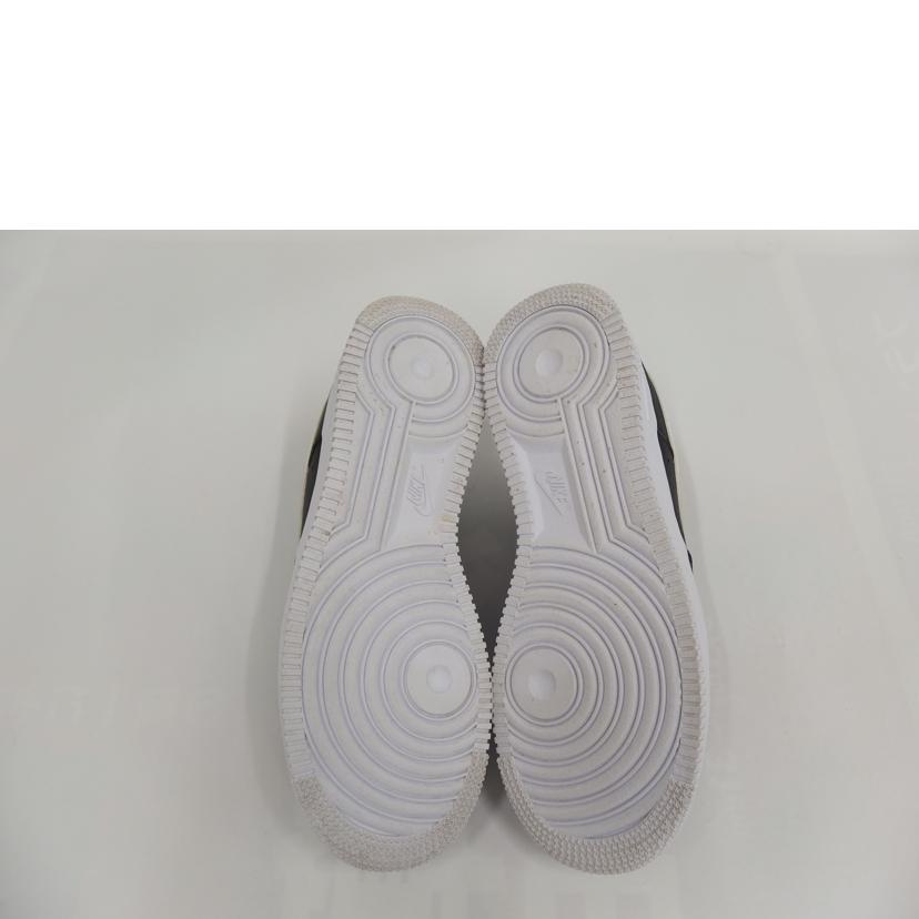 NIKE ナイキ/Nike　Air　Force　1　Low　＇07　Black／White/CT2302-002//Aランク/82