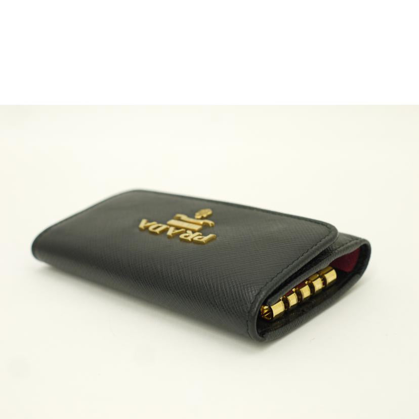 PRADA プラダ/キーリング付き4連キーケース／ブラック/1PG004//181*/Aランク/69