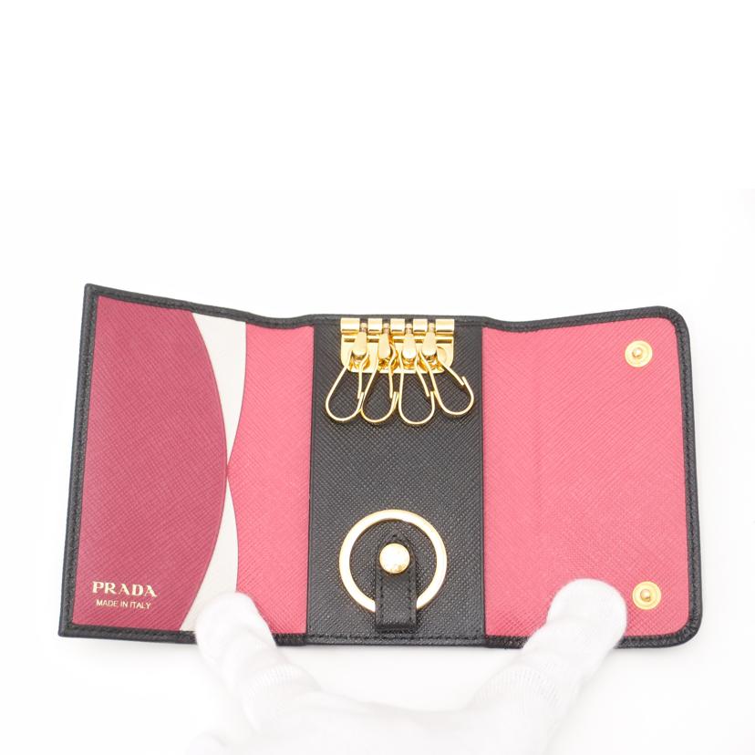 PRADA プラダ/キーリング付き4連キーケース／ブラック/1PG004//181*/Aランク/69