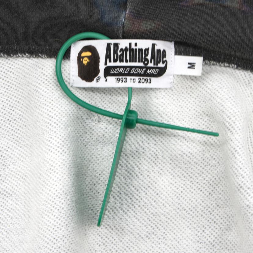 A　BATHING　APE ｱﾍﾞｲｼﾝｸﾞｴｲﾌﾟ/APEシャークパーカーカモフラ迷彩/001ZPJ301011M//Bランク/82