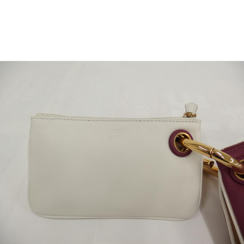 FENDI ﾌｪﾝﾃﾞｨｰ/マルチ3連花柄ポーチ//Aランク/82