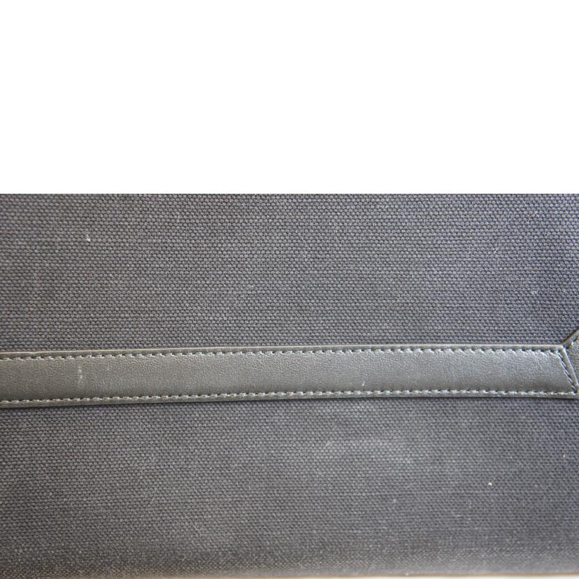 VALENTINO ヴァレンティノ/VLTNマルチロゴキャンバストートブラック/VY2B0A34GWU//ABランク/92