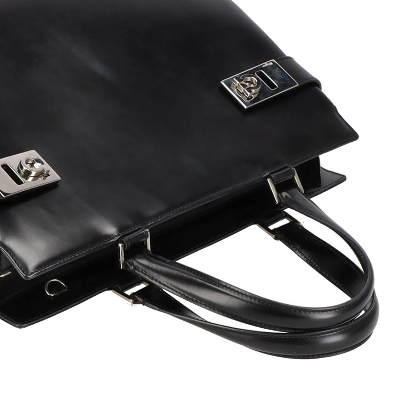 Ferragamo　 フェラガモ/ガンチーニレザーハンド2way／ブラック/AB-21 9350//ABランク/75