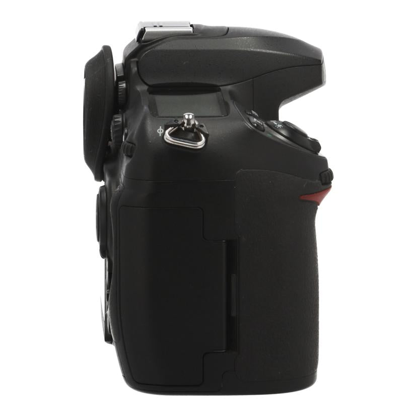 Nikon ニコン/デジタル一眼　ボディ/D200 ﾎﾞﾃﾞｨ//2037994/Bランク/62