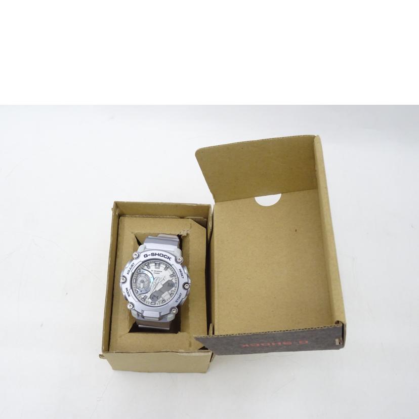 CASIO カシオ/G－SHOCK／Forgotten　Futureシリーズ／クォーツ/GA-2200FF-8AJF//D2B***/Bランク/69