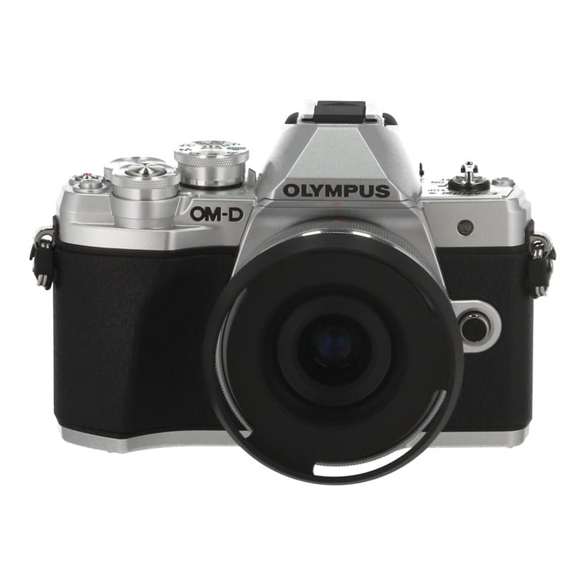 OLYMPUS オリンパス　/ミラーレス一眼　ダブルズームキット／OM－D　/E-M10 III EZﾀﾞﾌﾞﾙｽﾞｰﾑｷｯﾄ//BHXC06800/Bランク/01