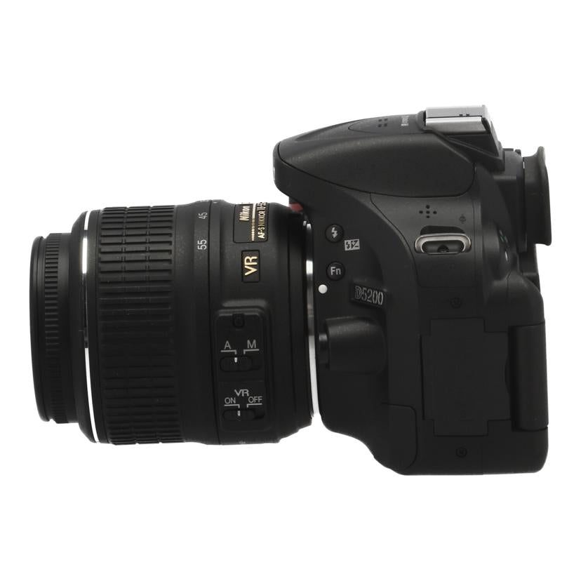 Nikon ニコン　/デジタル一眼　レンズキット/D5200 ﾚﾝｽﾞｷｯﾄ//2093538/Bランク/01