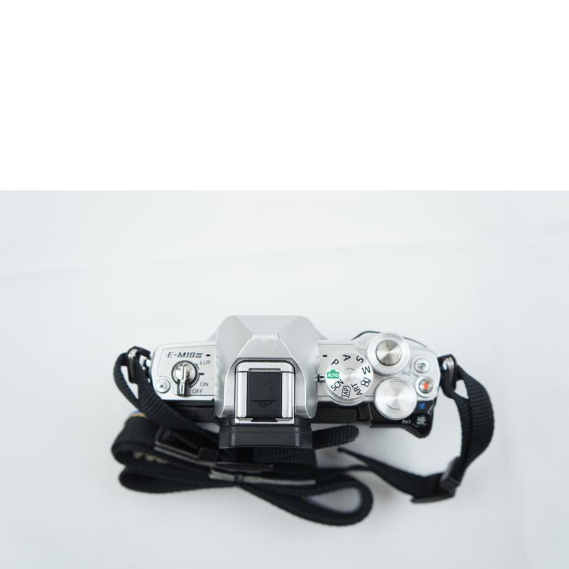 ＯＬＹＭＰＵＳ オリンパス/ミラーレス一眼/E-M10 III ﾎﾞﾃﾞｨ//BHXA41695/ABランク/67