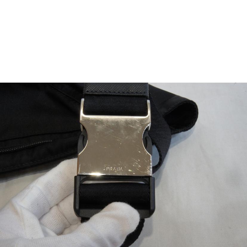 PRADA プラダ/ナイロンウエストポーチ／ボディバッグブラック//165/ABランク/92