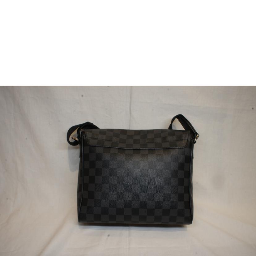 LOUIS　VUITTON ルイヴィトン/ディストリクトPM　NM／ダミエ／グラフィット/N41028//CA0***/Aランク/92