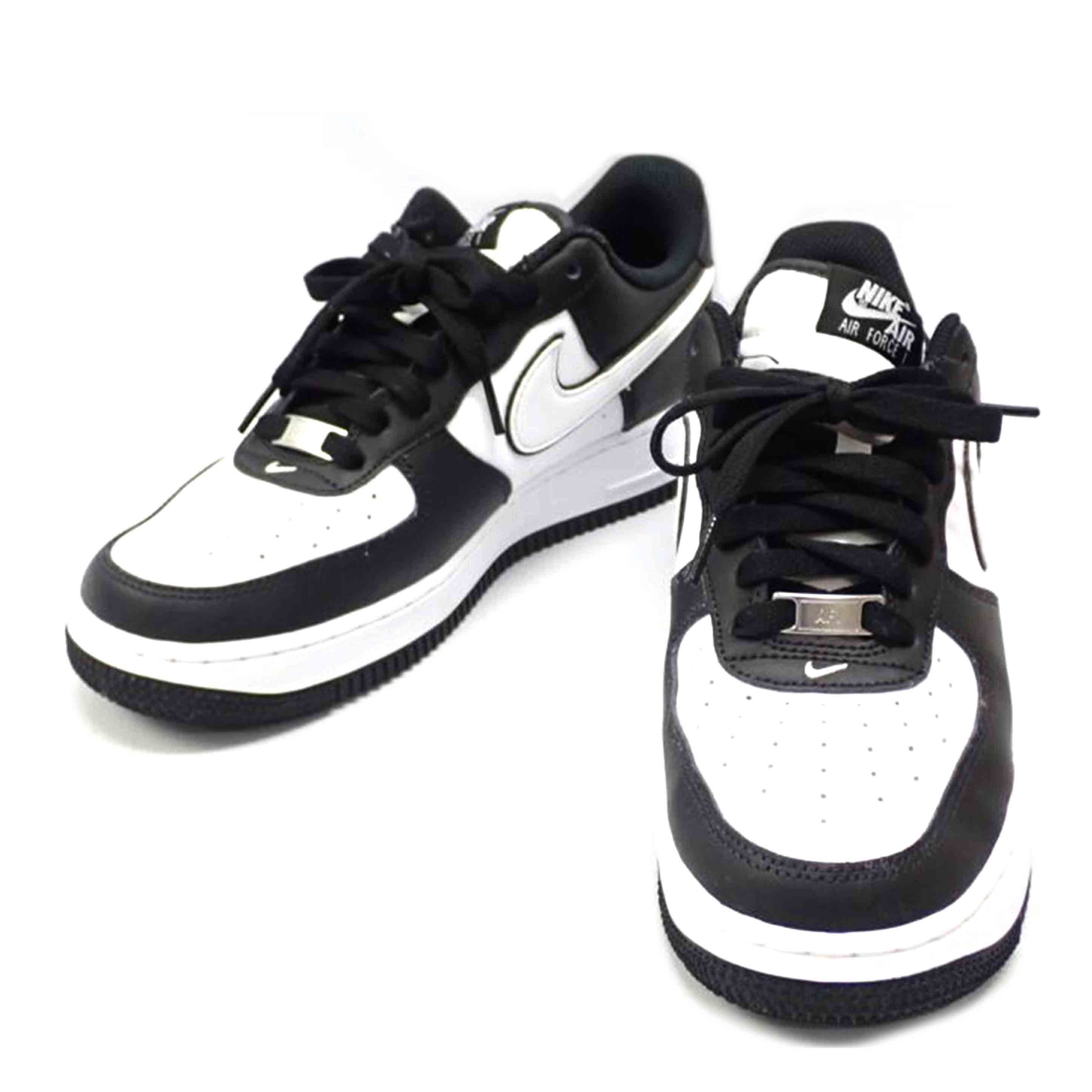 NIKE ﾅｲｷ/AIR　Force　1　’07/DV0788-001//26.0cm/Bランク/62